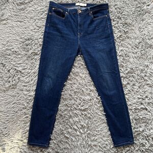 Vineyard Vines Dark Blue Skinny Jeans